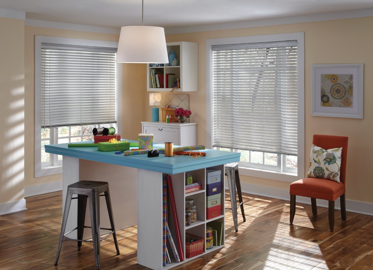Hunter Douglas Modern Precious Metals® Mini Blinds, Benefits of Low-Maintenance Blinds near Youngstown, Ohio (OH)